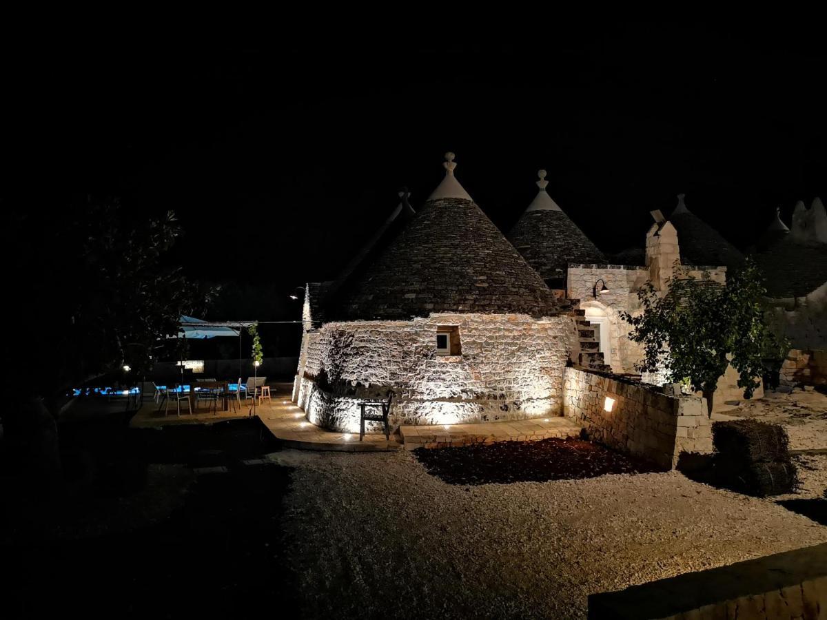 Borgo Sardedda Suites Locorotondo Buitenkant foto