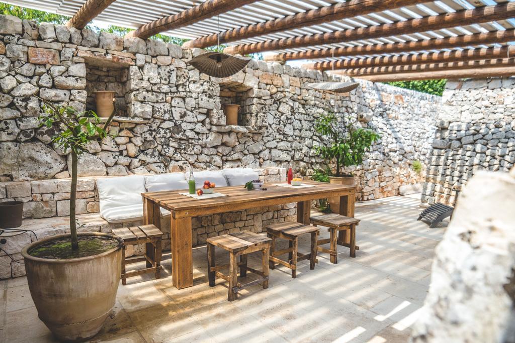 Borgo Sardedda Suites Locorotondo Buitenkant foto
