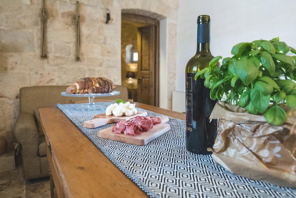 Borgo Sardedda Suites Locorotondo Buitenkant foto